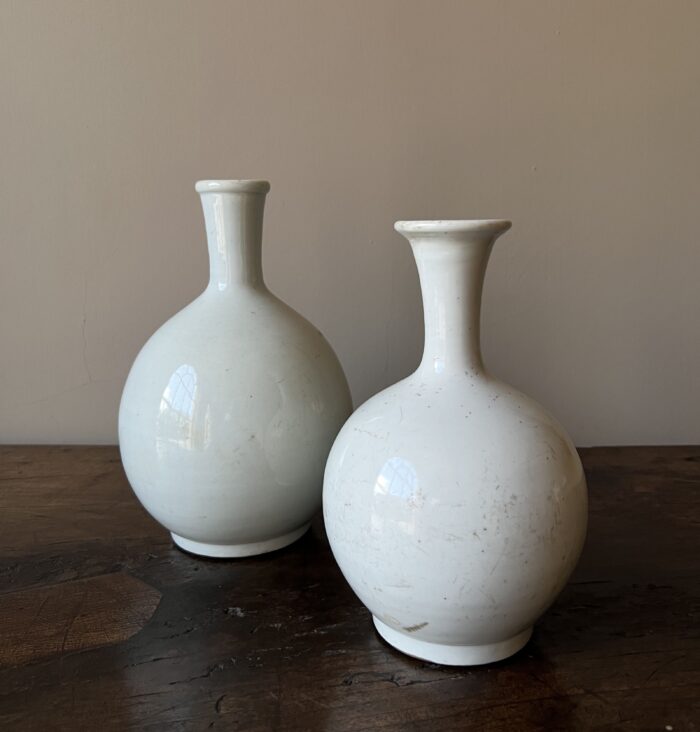 set of 18th century white Korean vases - Image 2