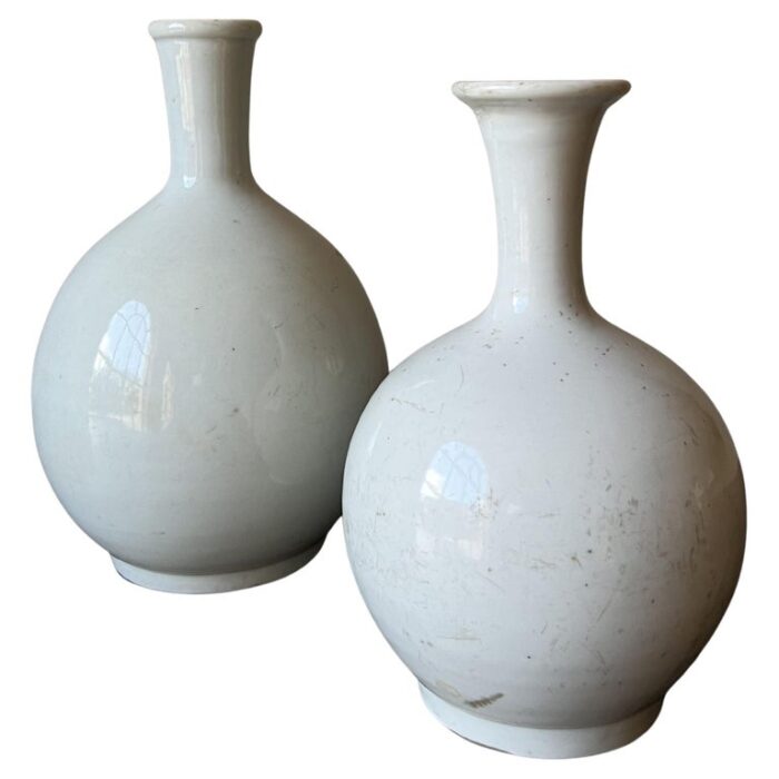 set of 18th century white Korean vases