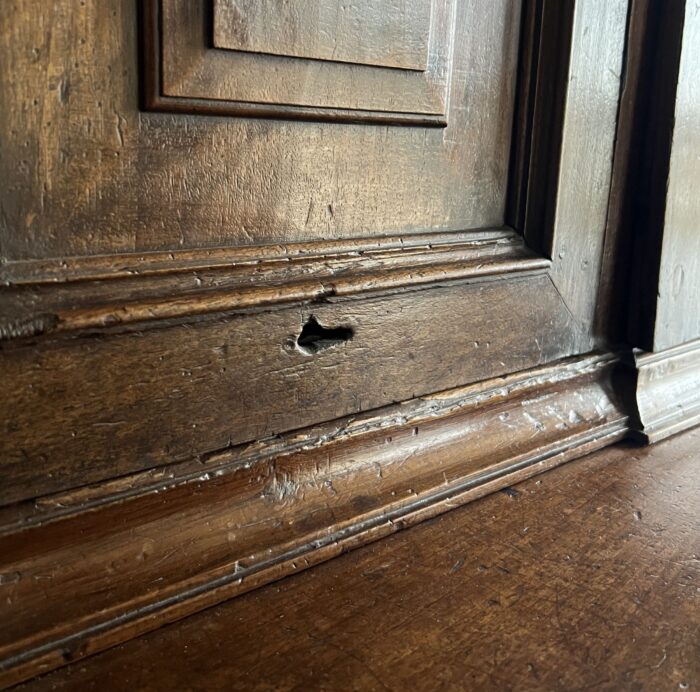 Early 18th century Italian walnut sarcristy credenza cupboard - Image 6