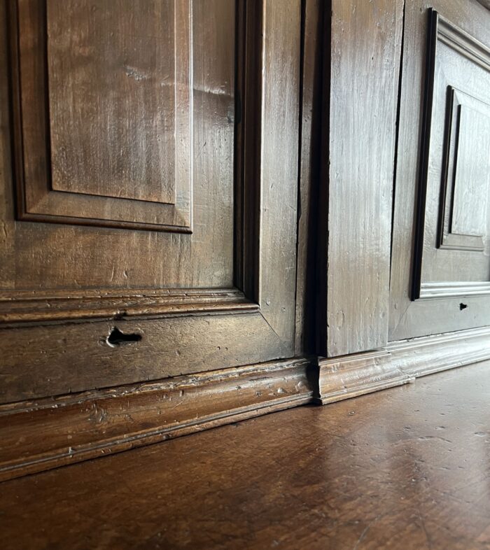 Early 18th century Italian walnut sarcristy credenza cupboard - Image 9