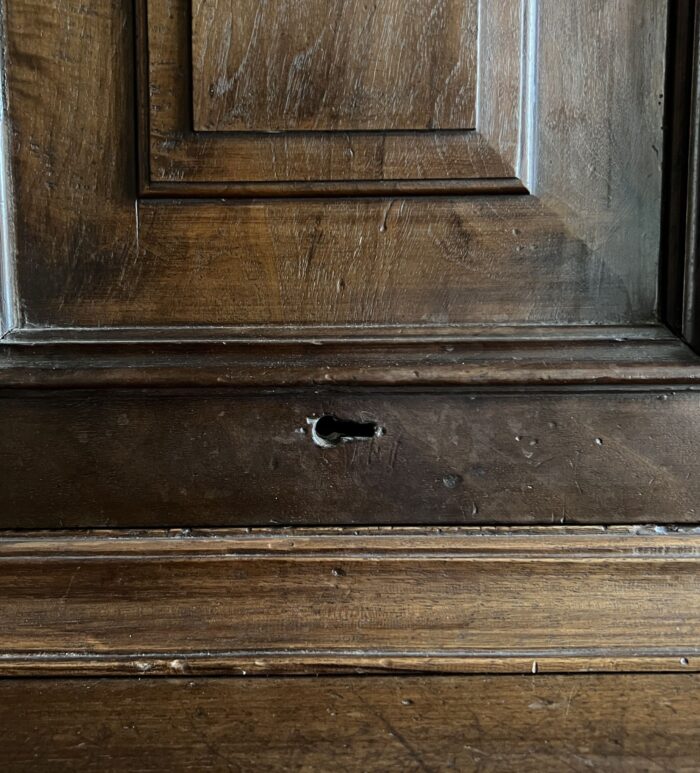 Early 18th century Italian walnut sarcristy credenza cupboard - Image 10