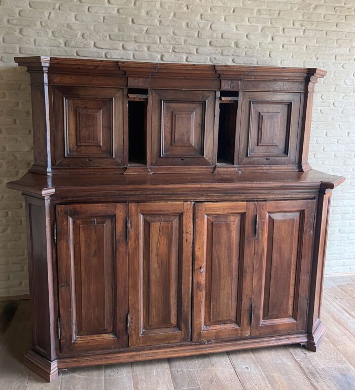 Early 18th century Italian walnut sarcristy credenza cupboard - Image 12