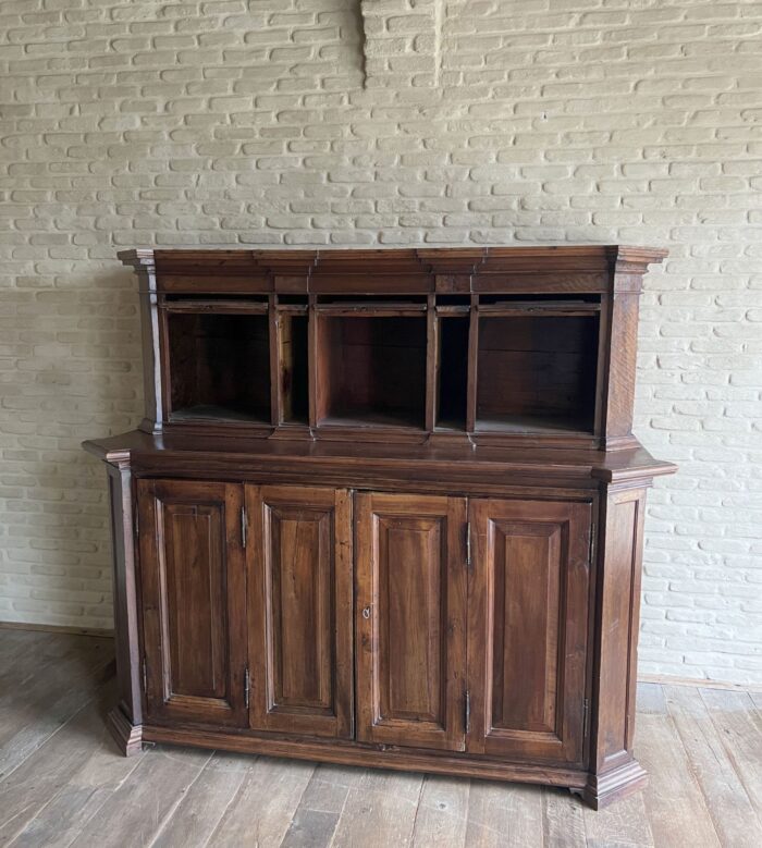 Early 18th century Italian walnut sarcristy credenza cupboard - Image 13